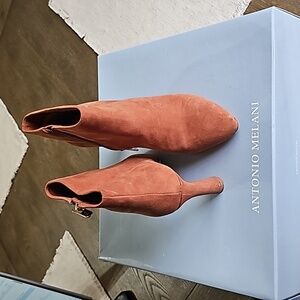 Camel Size 5 women booties